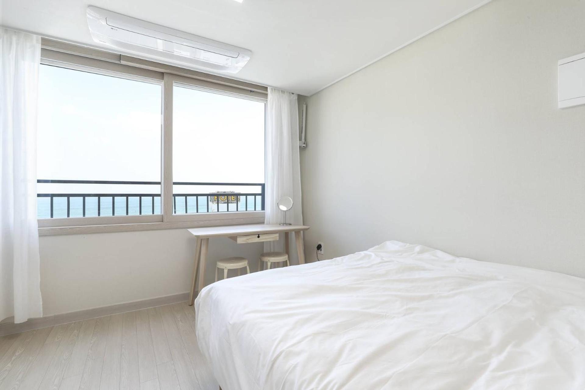 The First Ocean Songjeong Hotel Busan Eksteriør billede